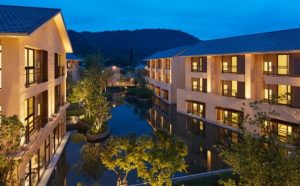 東港五星級飯店